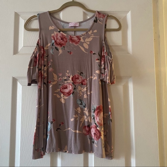 Pink Lily Cold Shoulder Floral Top - Picture 4 of 8